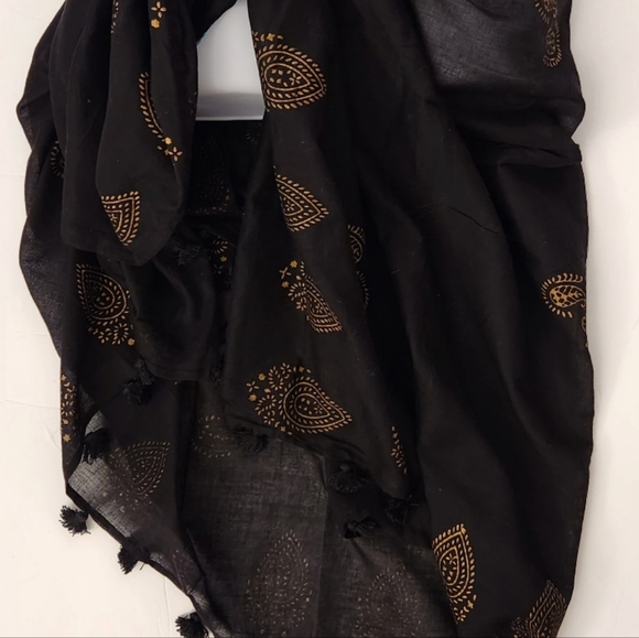 Sarong - Picture 5 of 5